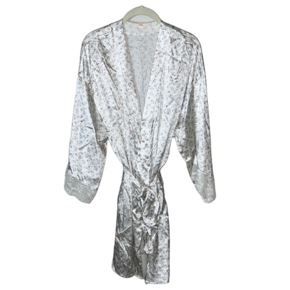Eberjey Floral Lace Satin Robe